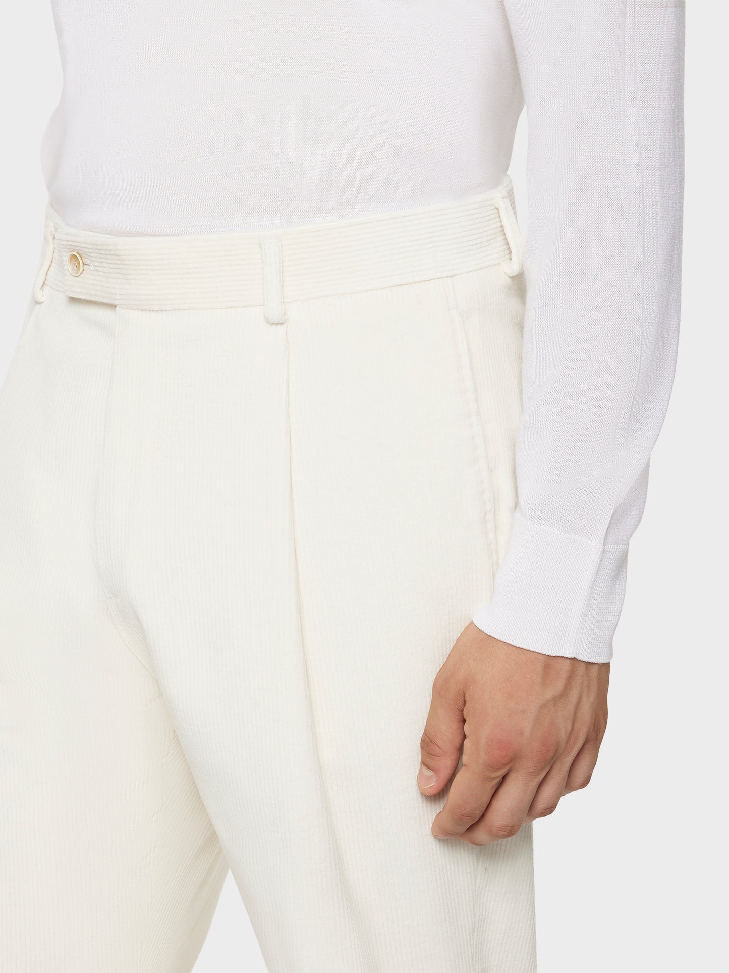 Caruso Menswear Abbigliamento Uomo Pantaloni Pantalone carrot fit in velluto di cotone a coste bianco look 5
