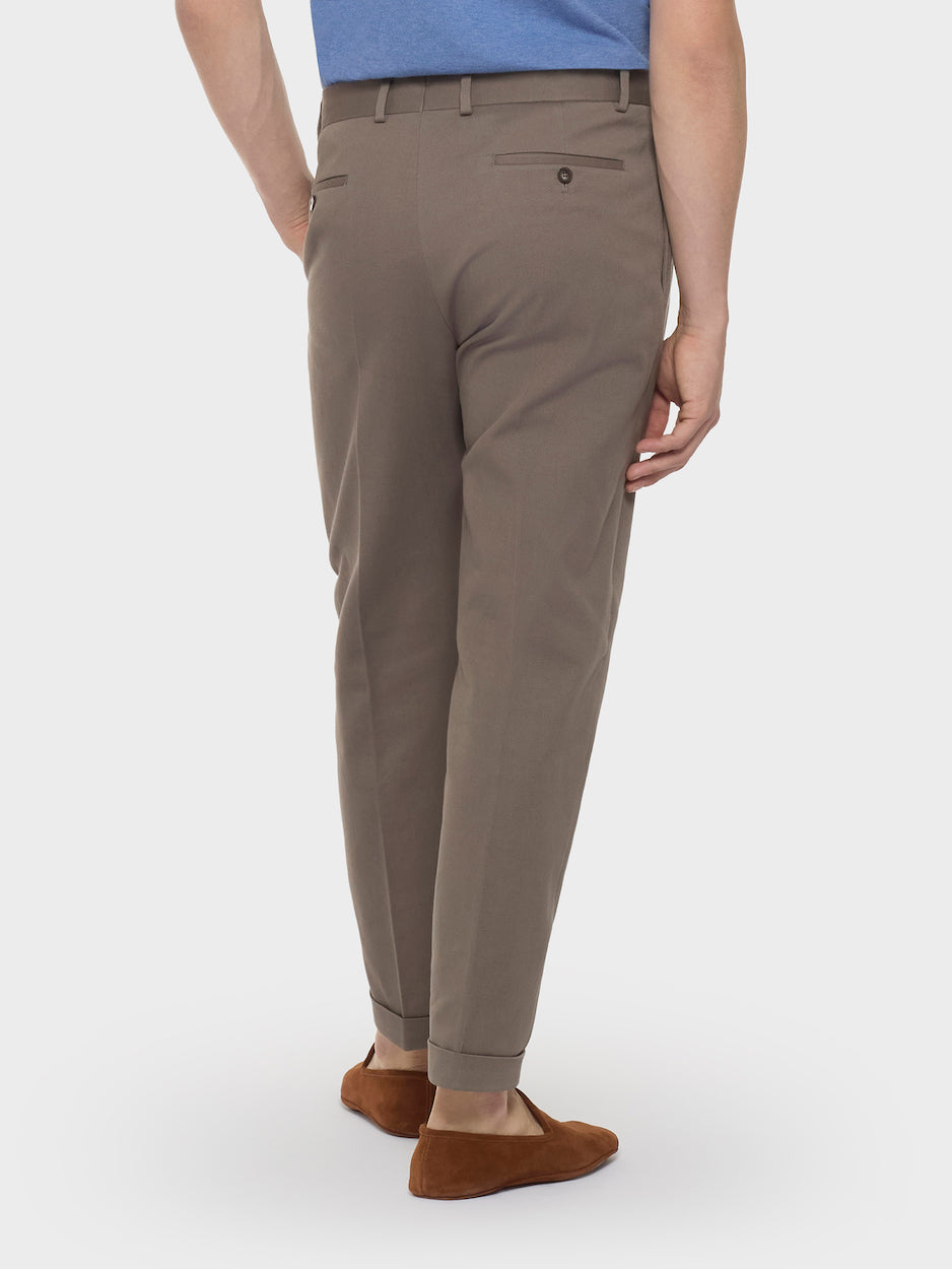 Carrot Fit Trousers in Wool Flannel Beige