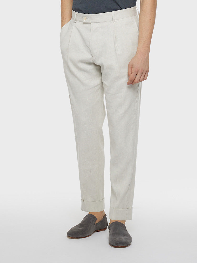 Carrot Fit Trousers in Linen and Wool White