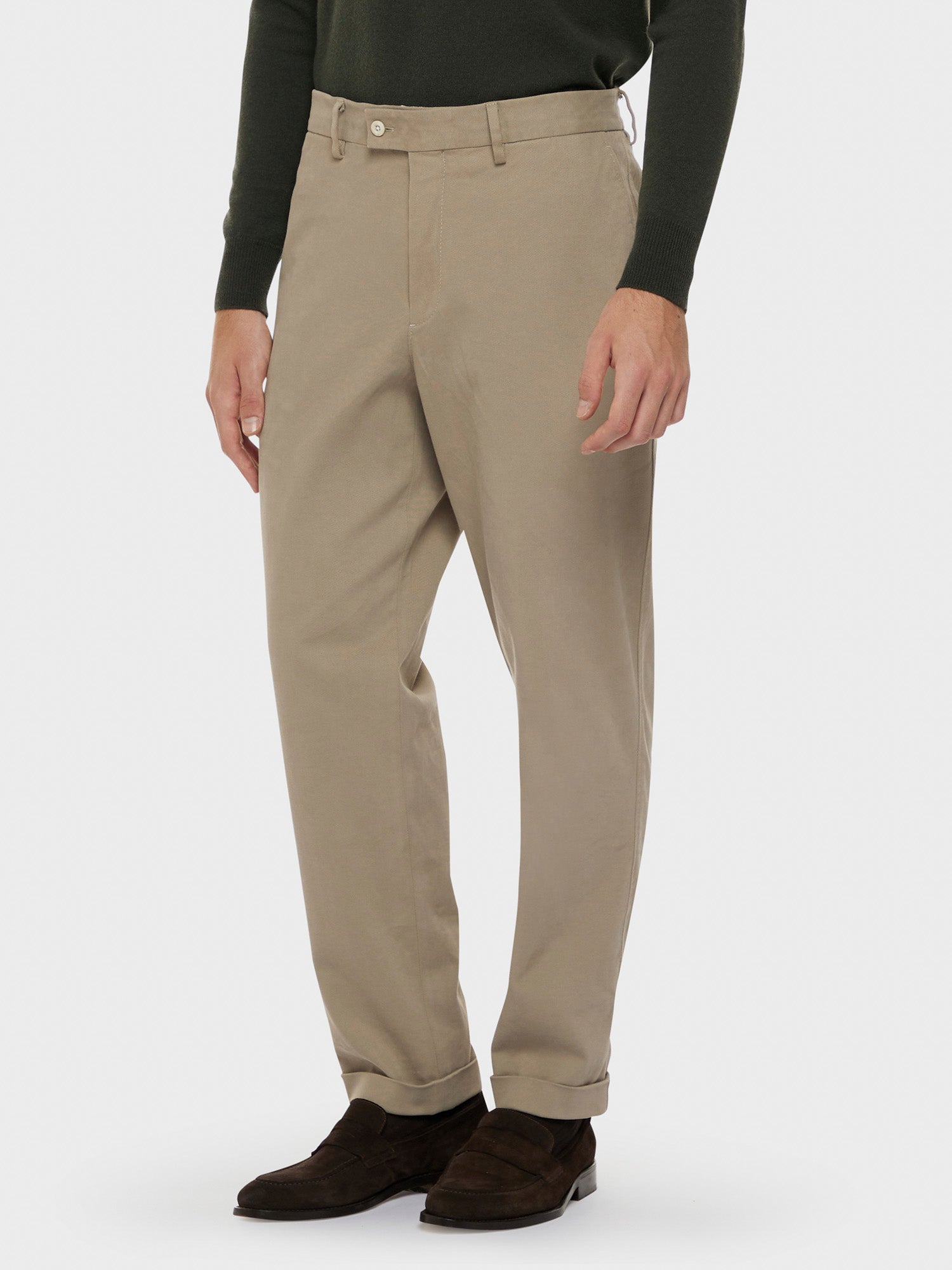 Caruso Menswear Abbigliamento Uomo Pantalone in cotone stretch sabbia indossato front