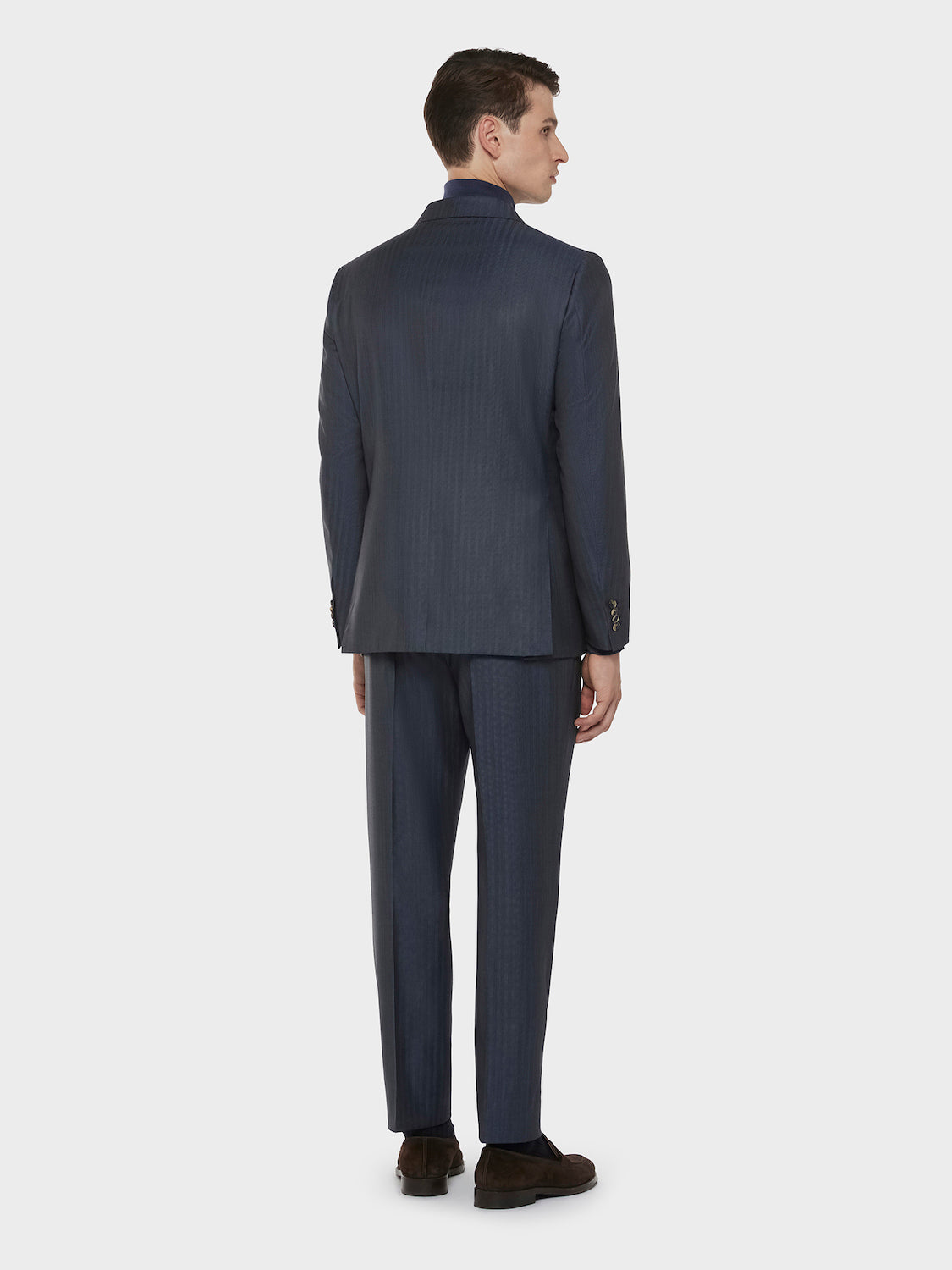 Caruso Menswear Abbigliamento Uomo Abiti Abito norma doppiopetto in lana e seta blu look 3