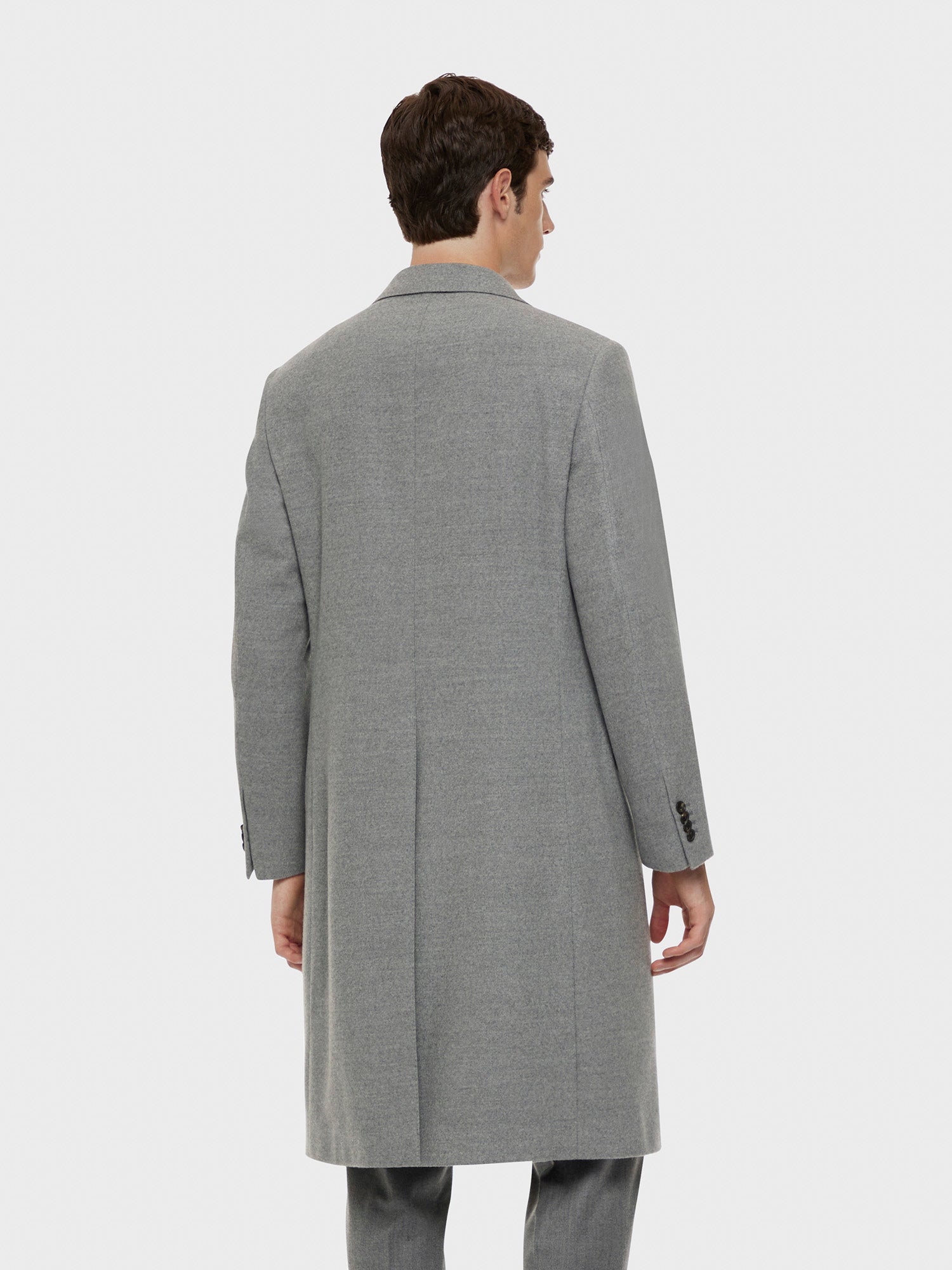 Caruso Menswear Abbigliamento Uomo Cappotto norma in lana "Nuage" 180's grigio indossato back