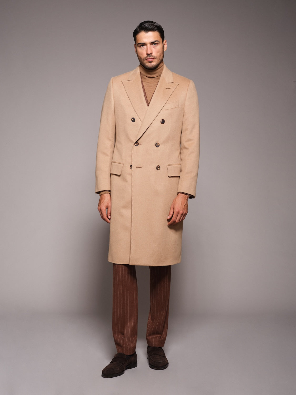 Cappotto Norma doppiopetto in cammello beige