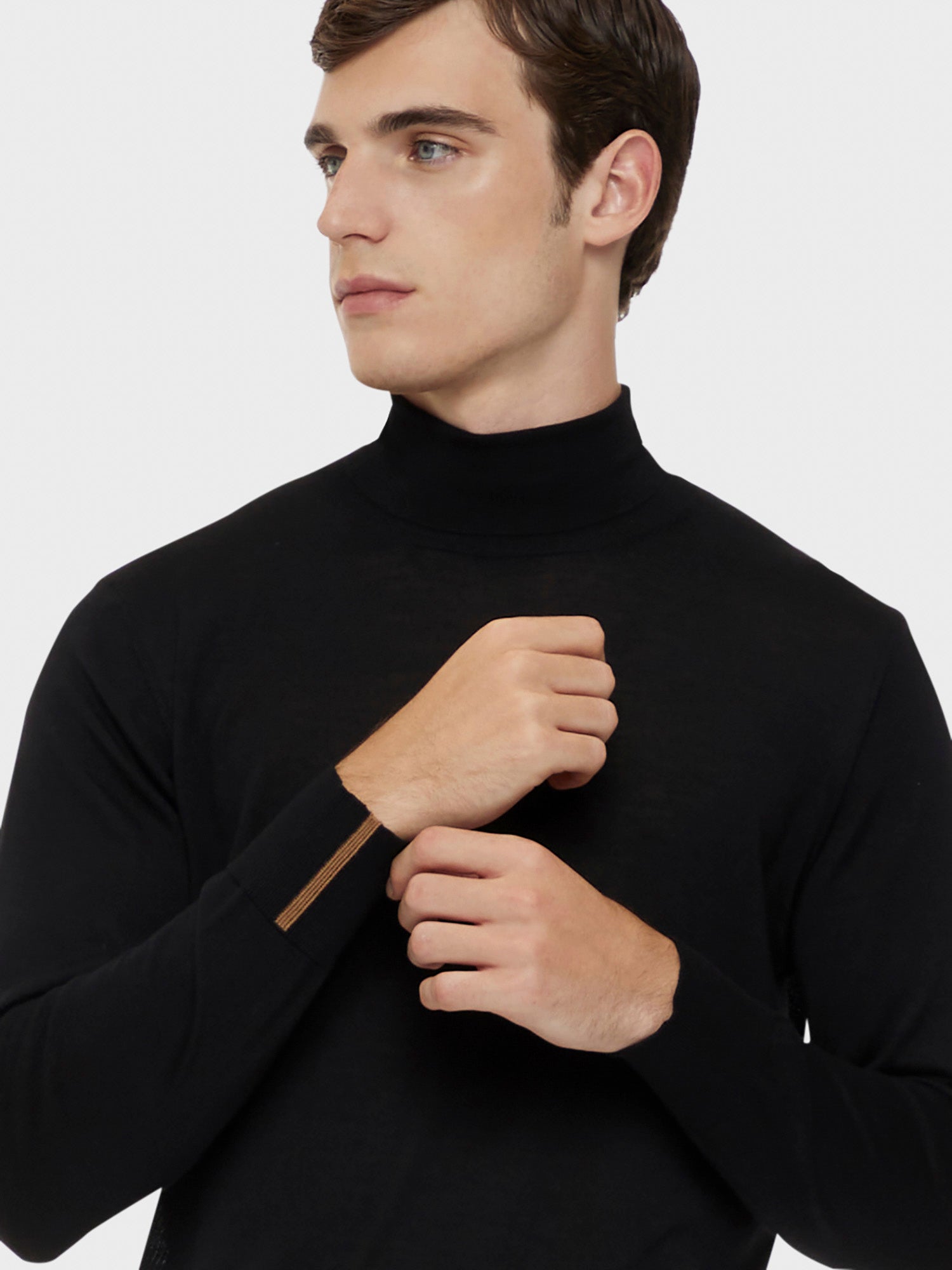 Caruso Menswear Abbigliamento Uomo Dolcevita in lana, seta e cashmere nero dettaglio