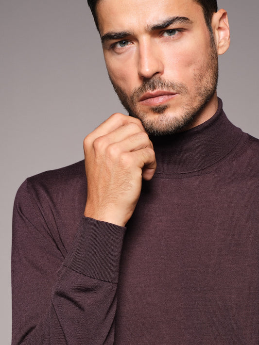 Turtleneck in burgundy wool, silk and cashmere