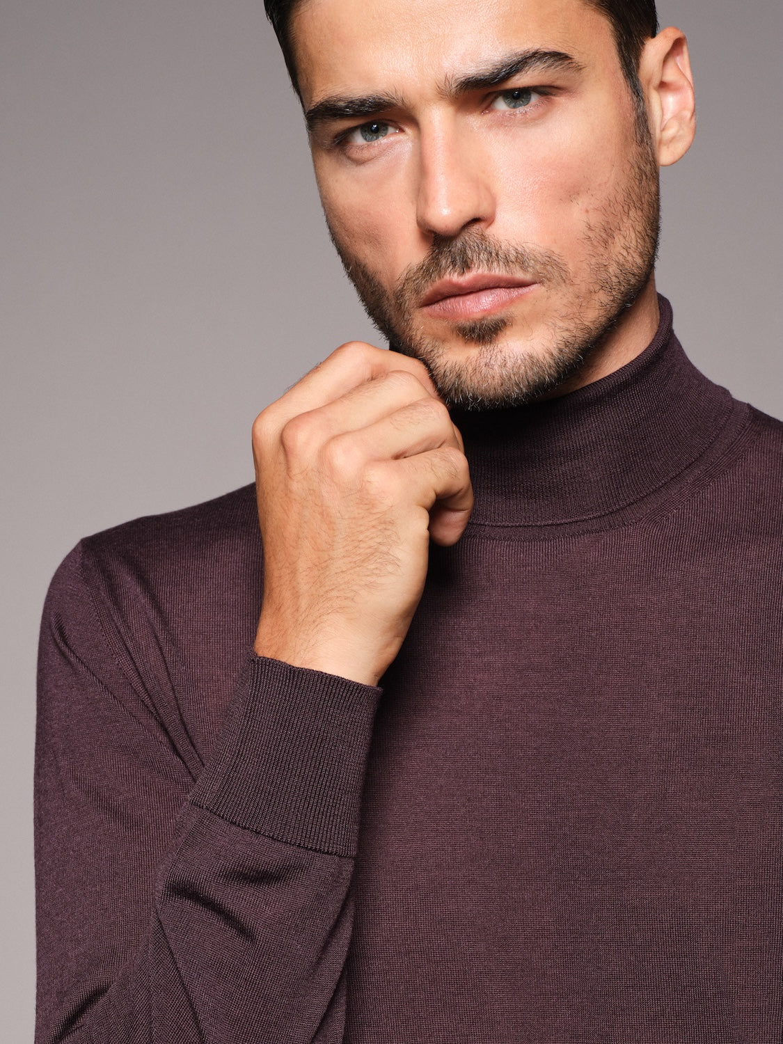 Dolcevita in lana, seta e cashmere bordeaux