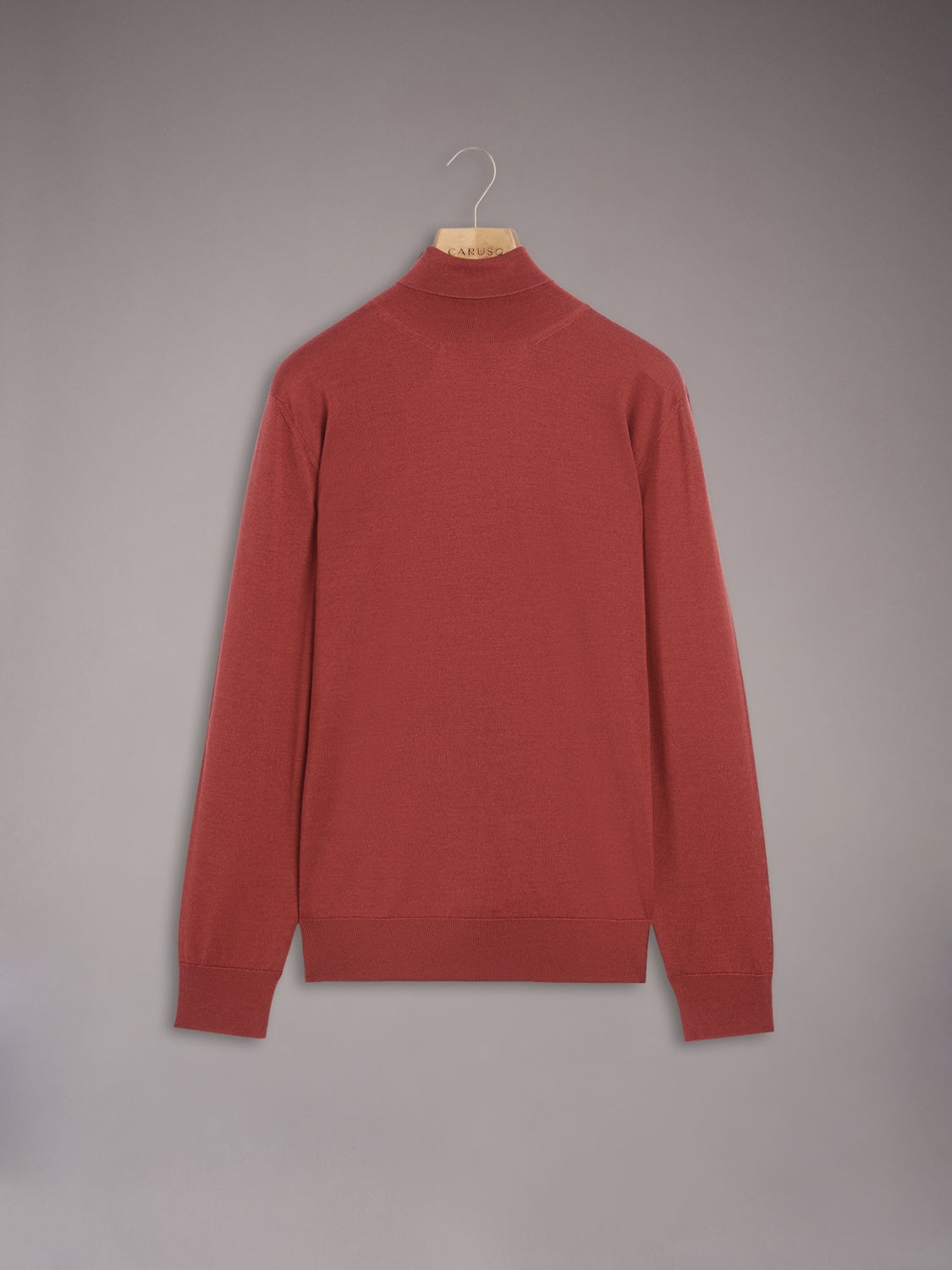Turtleneck in red wool, silk and cashmere