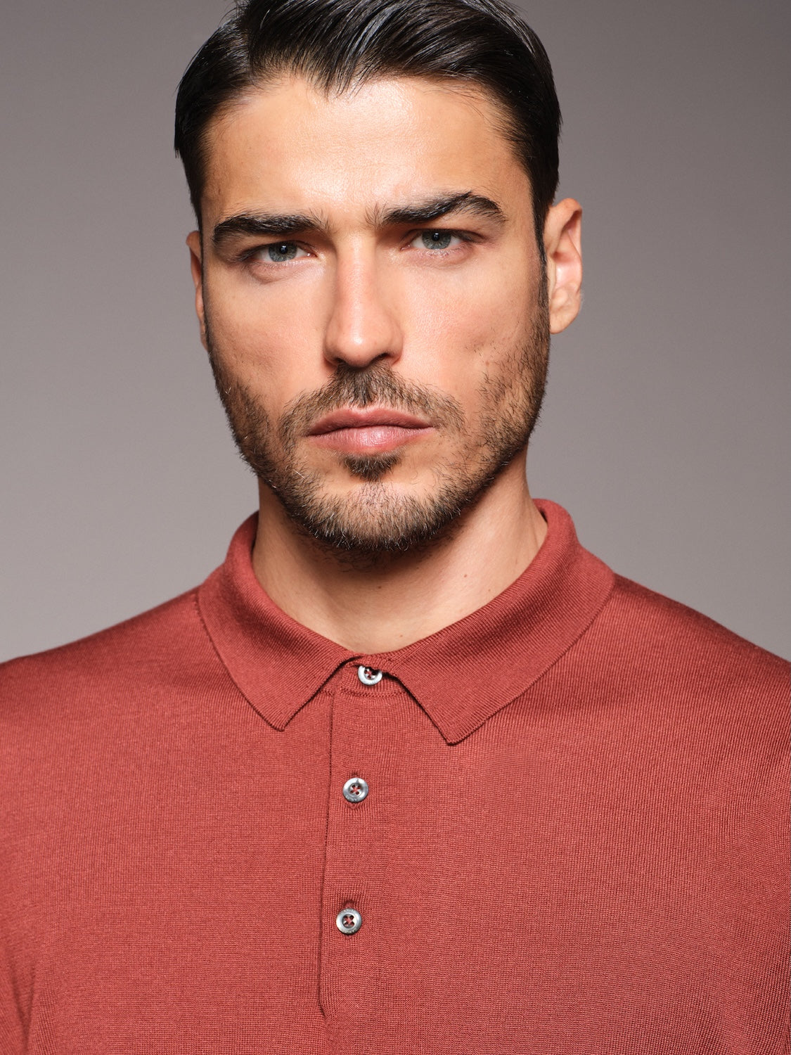 Polo a maniche lunghe in lana, seta e cashmere rossa