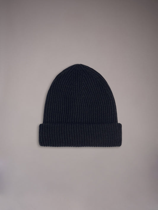 Beanie in blue wool