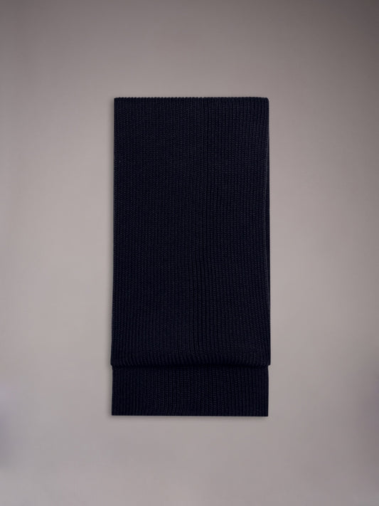 Scarf in blue wool