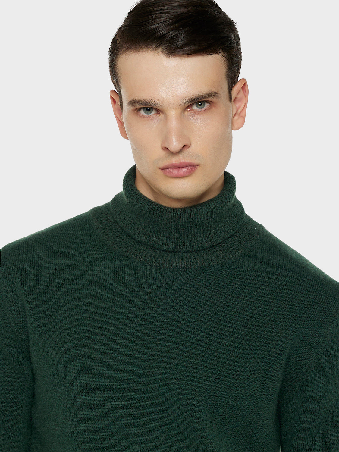 Caruso Menswear Abbigliamento Uomo Maglieria Dolcevita in lana babywool verde look 5