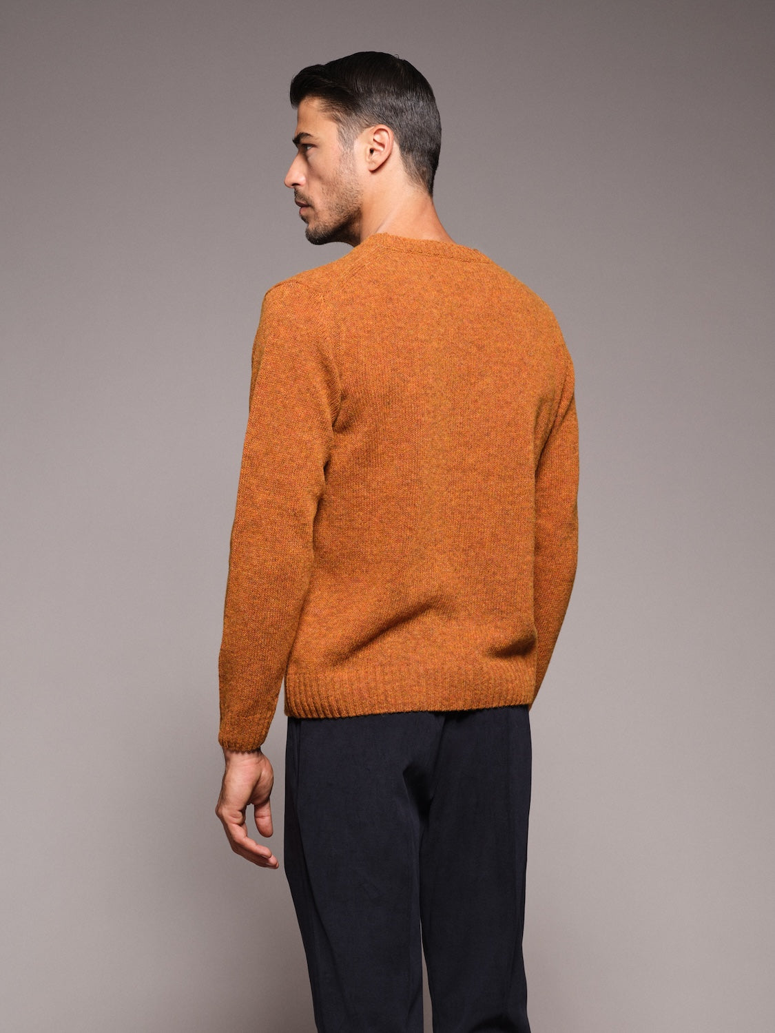 Maglia girocollo in lana Shetland rossa