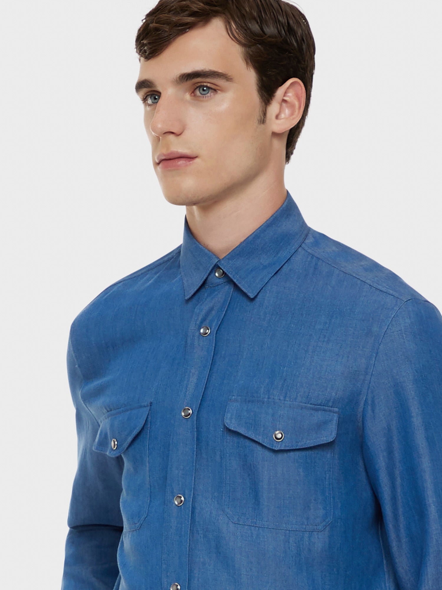 Caruso Menswear Abbigliamento Uomo Camicia in tencel blu denim dettaglio