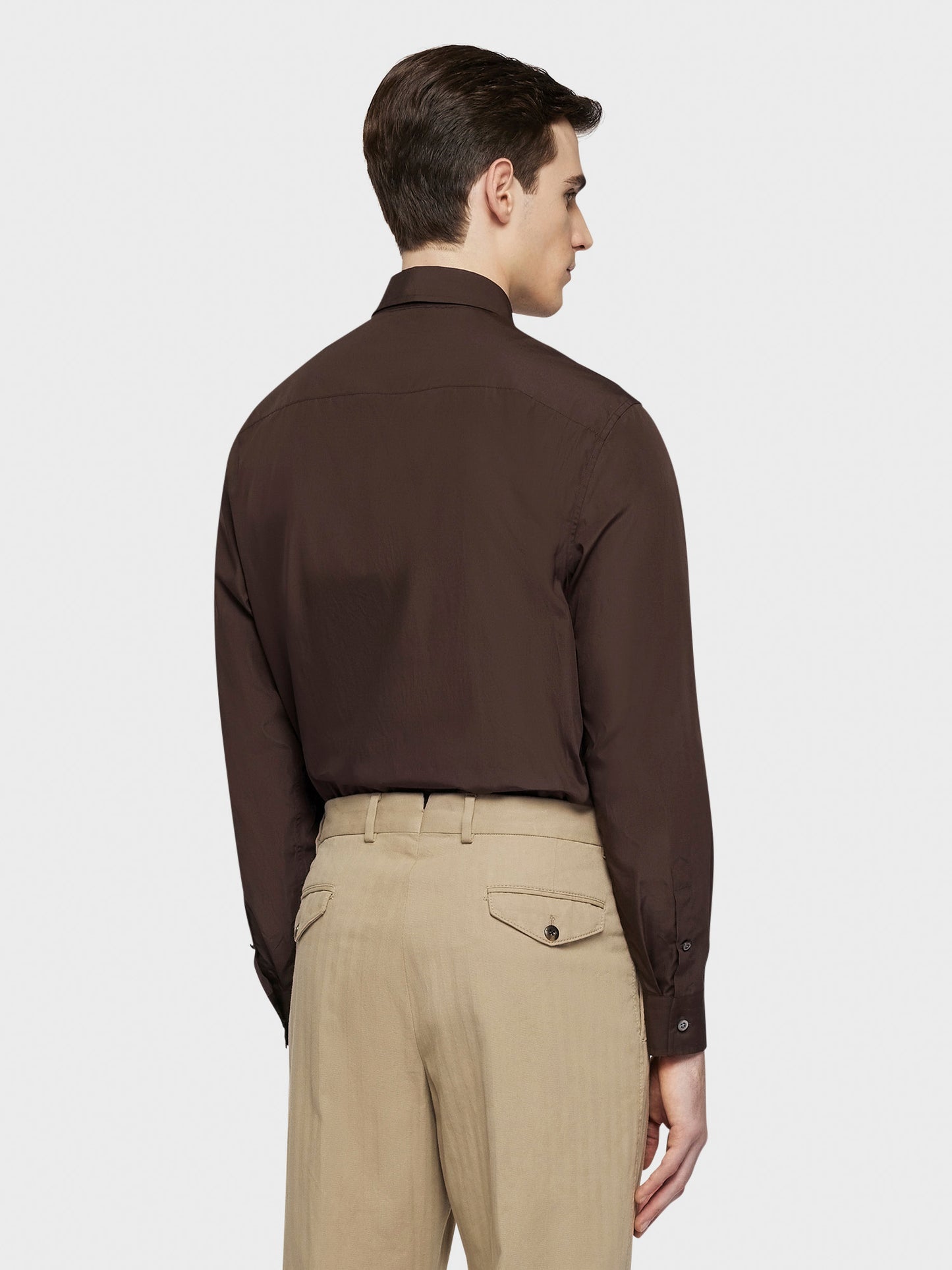 Caruso Menswear Abbigliamento Uomo Camicia in cotone marrone indossato back
