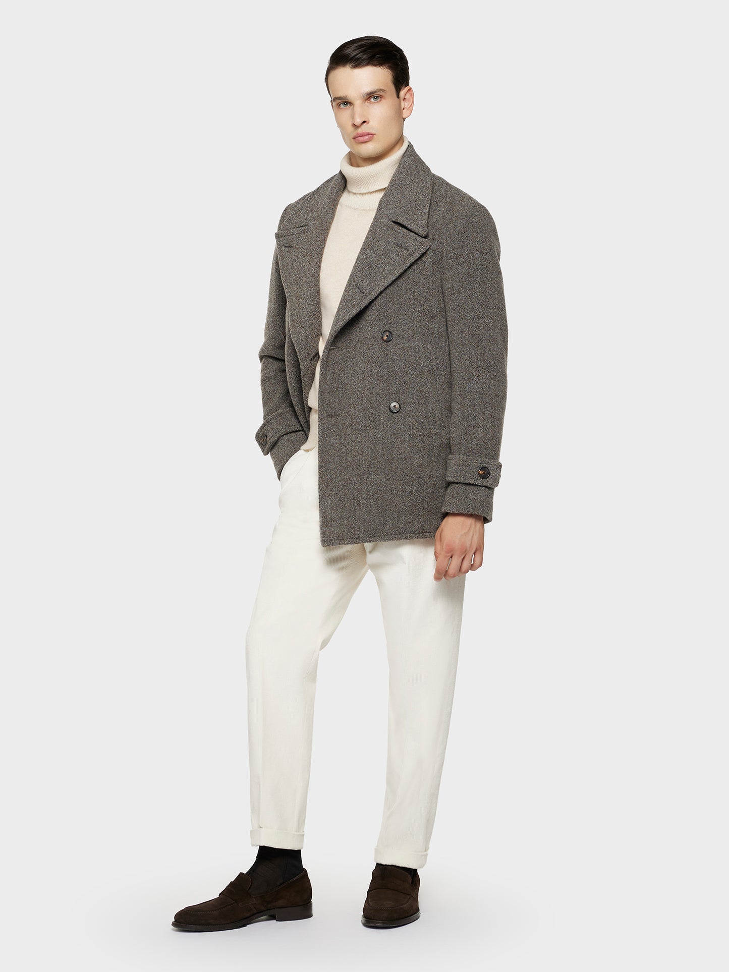 Caruso Menswear Abbigliamento Uomo Outerwear Peacot in lana boucle grigio look 1