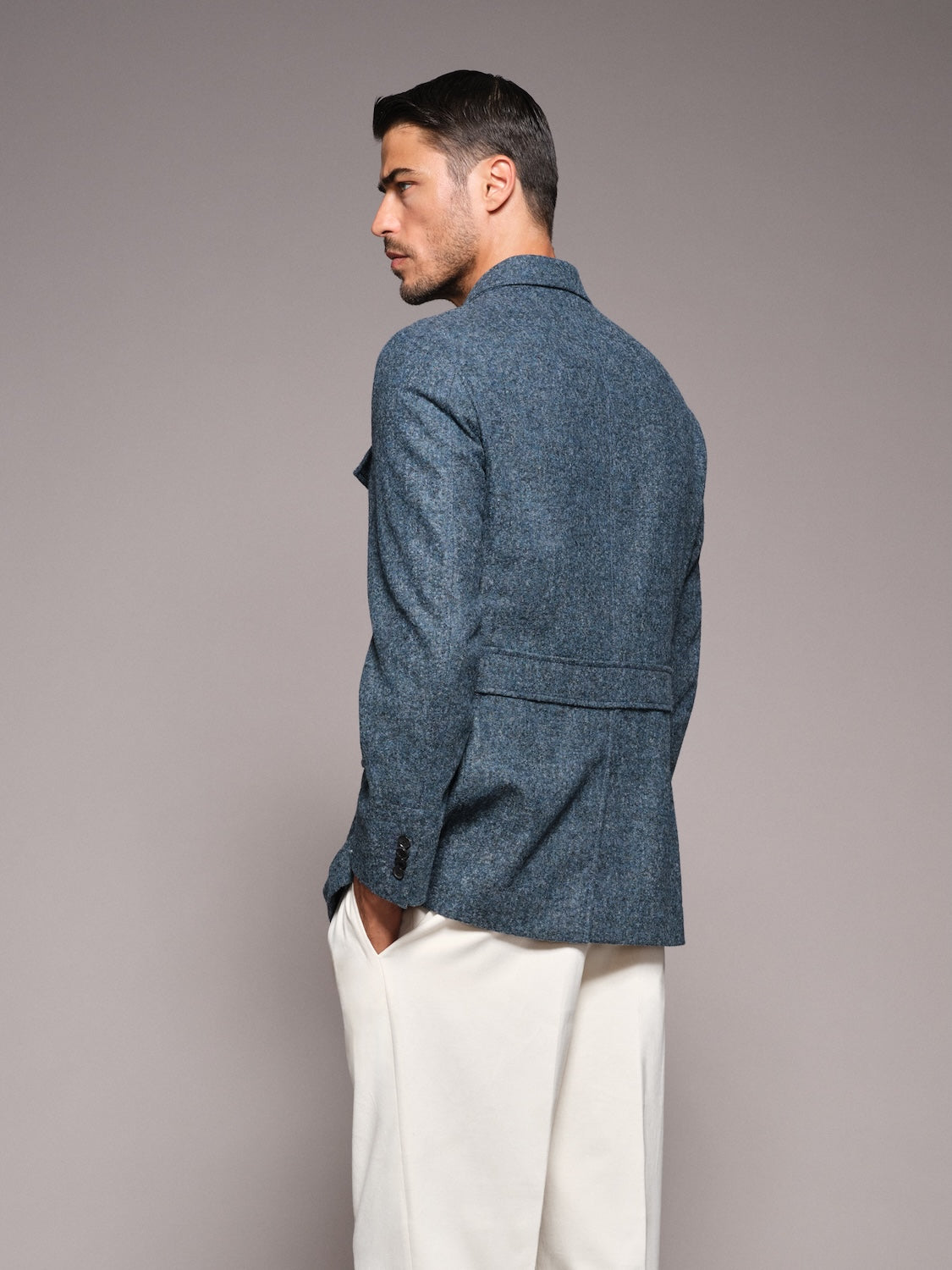 Giacca sahariana Saba in alpaca, lana e seta bouclé azzurra