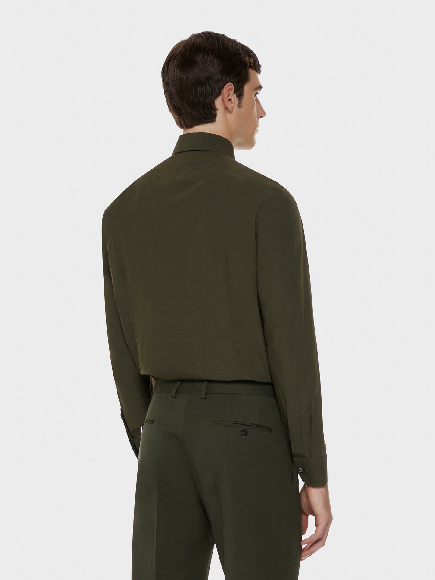 Caruso Menswear Abbigliamento Uomo Camicia slim in cotone verde indossato back