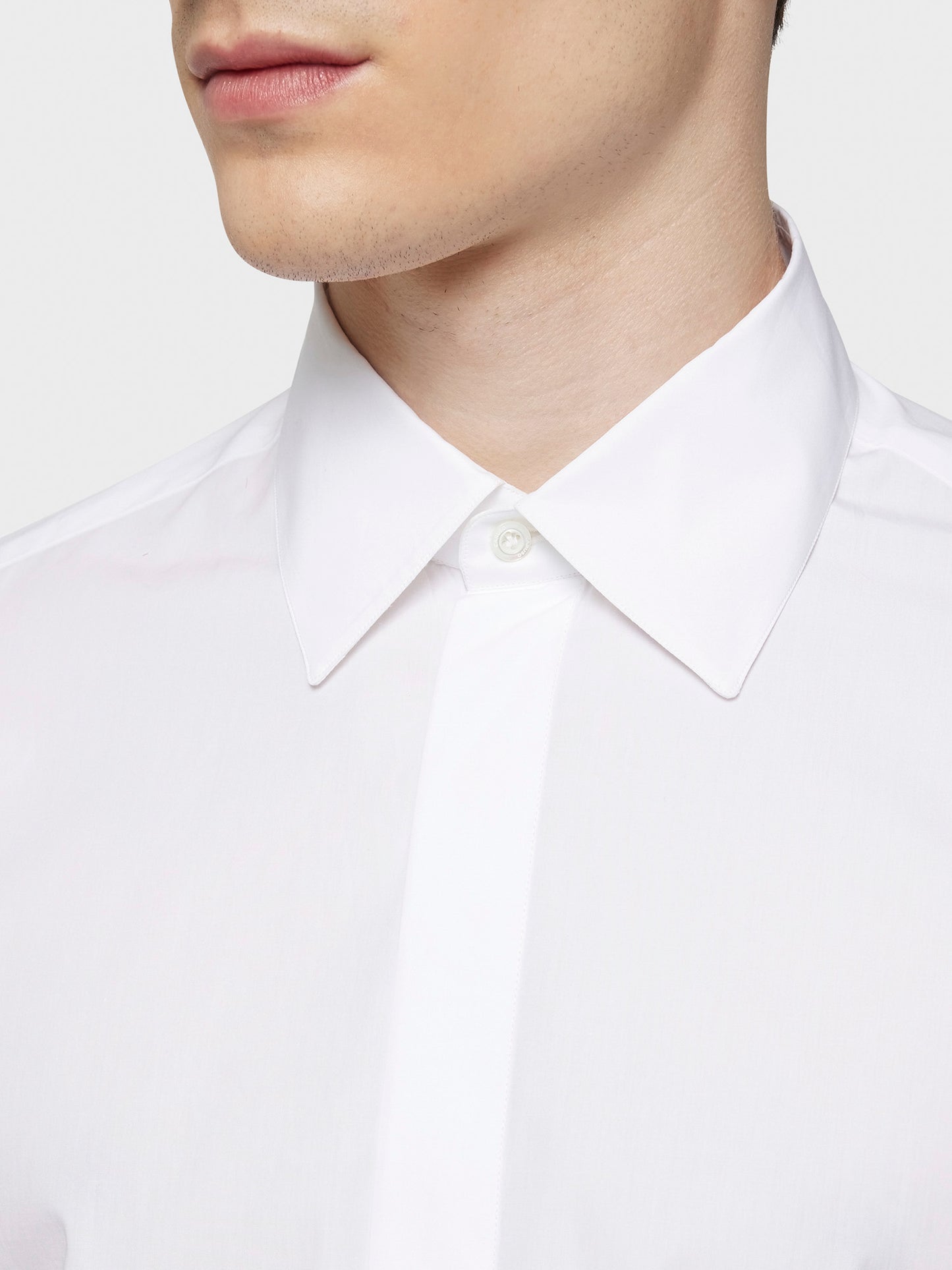 Caruso Menswear Abbigliamento Uomo Camicia slim in cotone bianco dettaglio