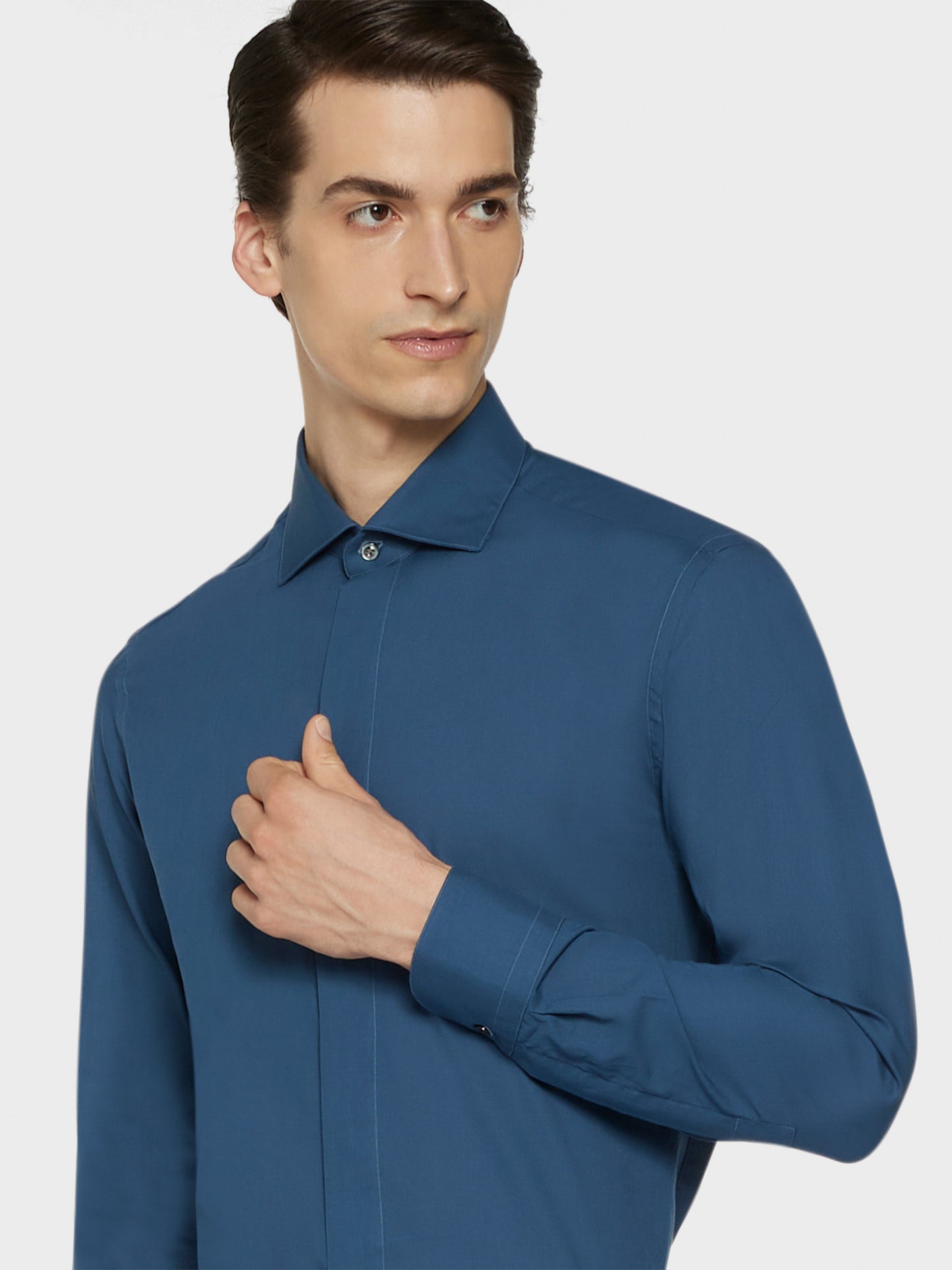 Light blue slim cotton shirt