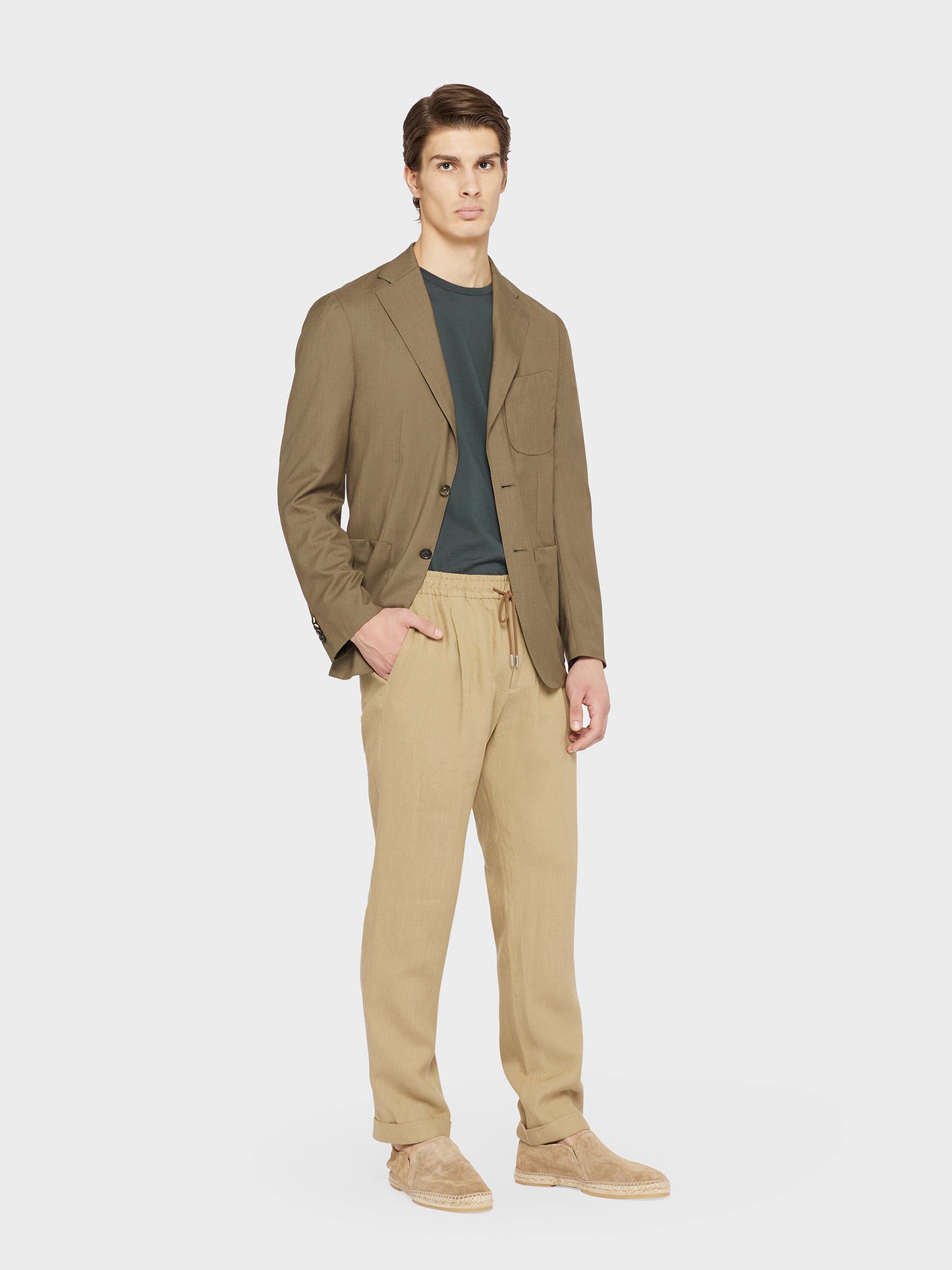 Caruso Menswear Abbigliamento Uomo Pantaloni estivi in lino sabbia total look
