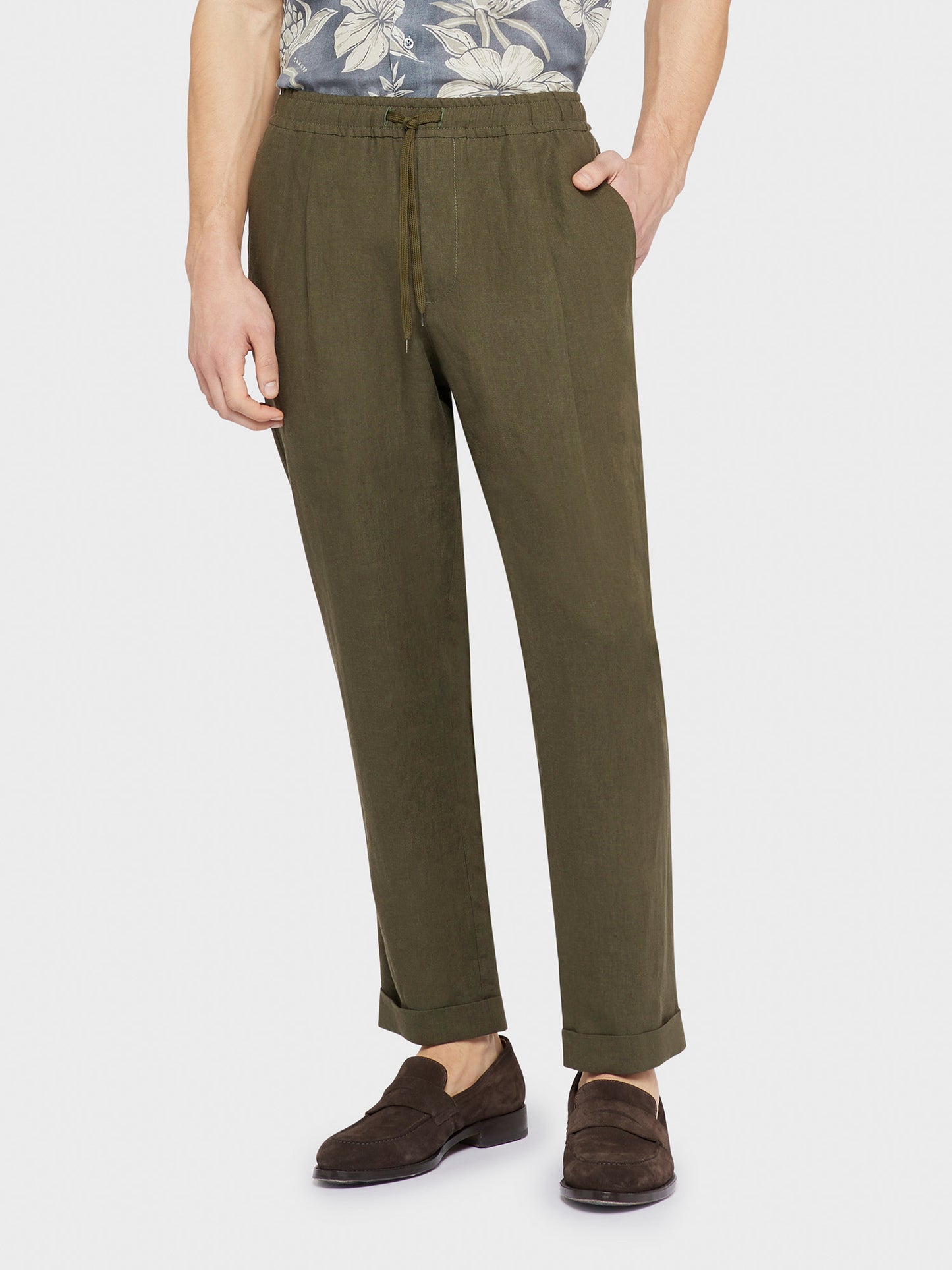 Caruso Menswear Abbigliamento Uomo Pantaloni estivi in lino verde militare indossato